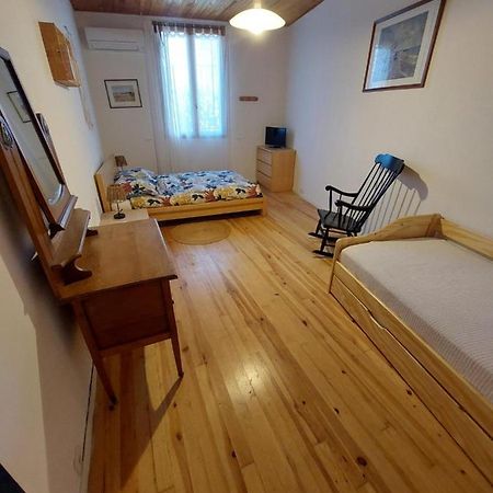 Chambres D'Hotes : Les Maisons De Gaia Tuchan Εξωτερικό φωτογραφία