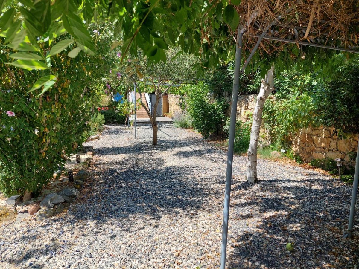 Chambres D'Hotes : Les Maisons De Gaia Tuchan Εξωτερικό φωτογραφία